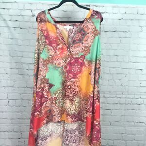 Spense high/low Colorful tank made of light polyester. Super cute with leggings!